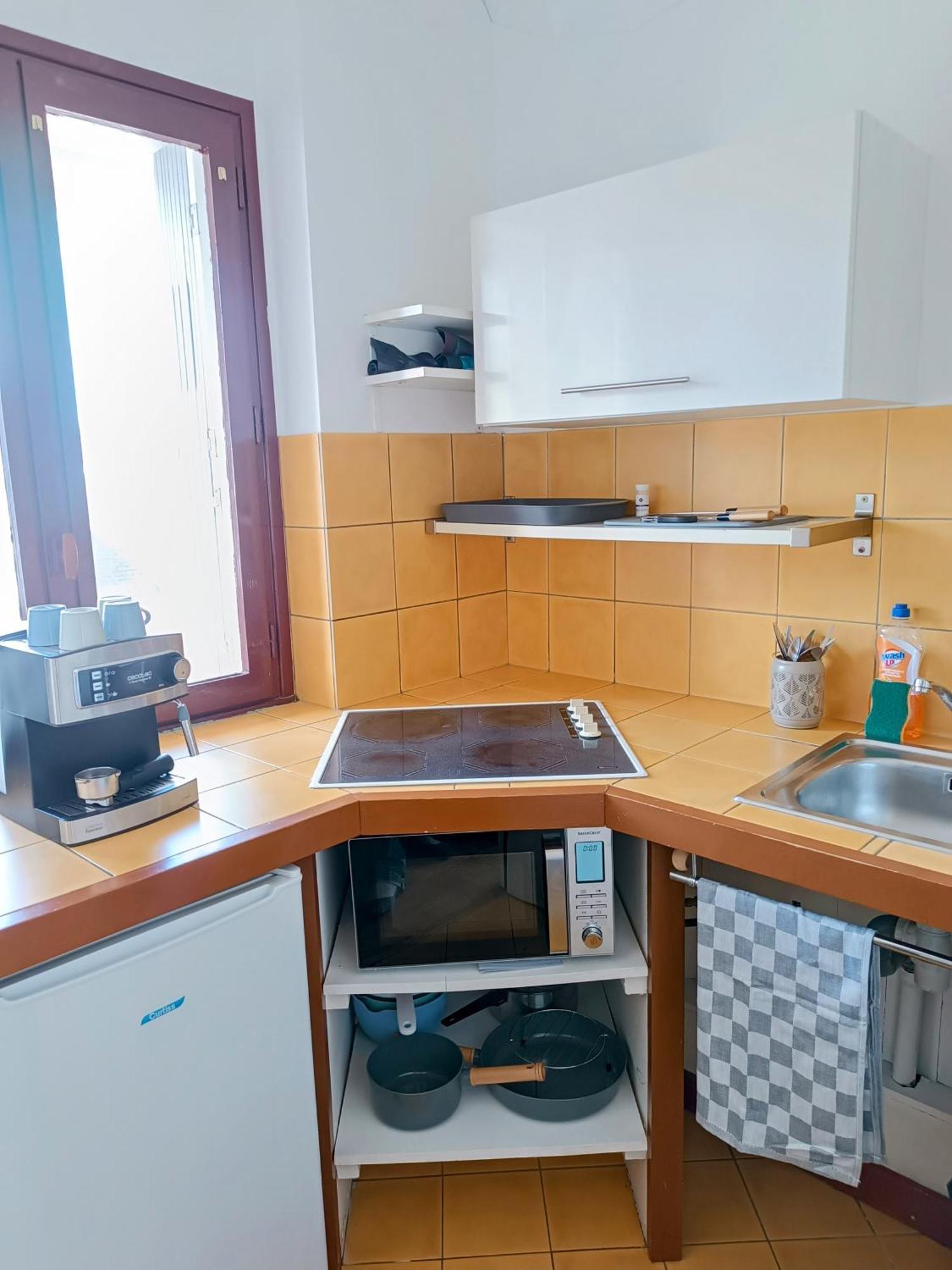 Appartement De Charme 孔卡尔诺 外观 照片